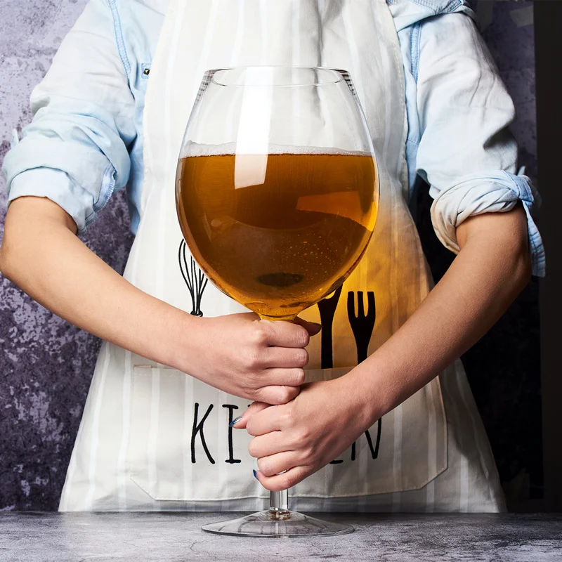 Set di bicchieri giganti da 30 - Wine In Beer Glass recensione e prezzo